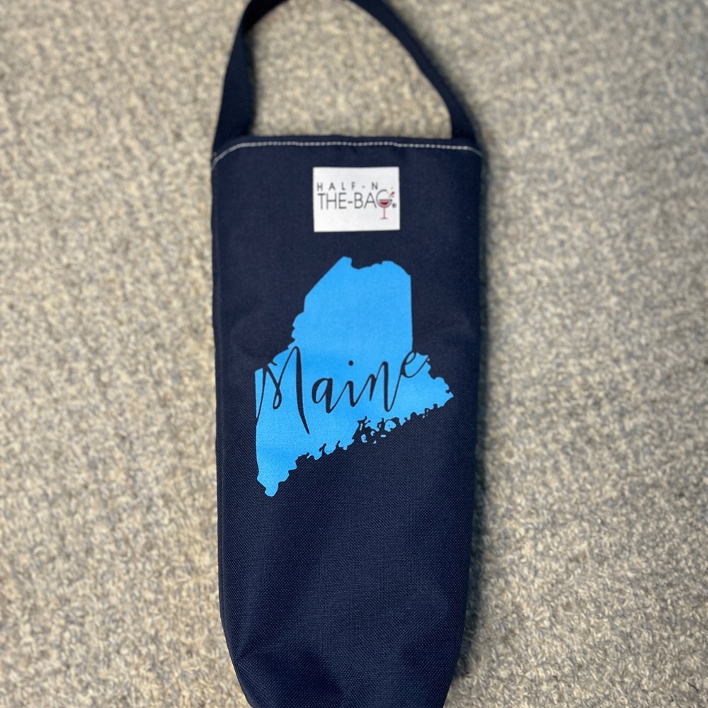 Half N The Bag Maine Wine Bottle Tote - Navy with Blue Print - like New Cond
